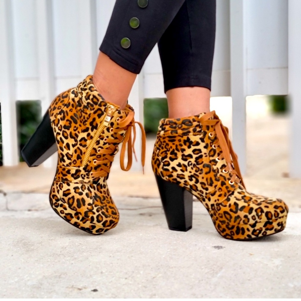 Cheetah Girl, Rocking the world 🔥